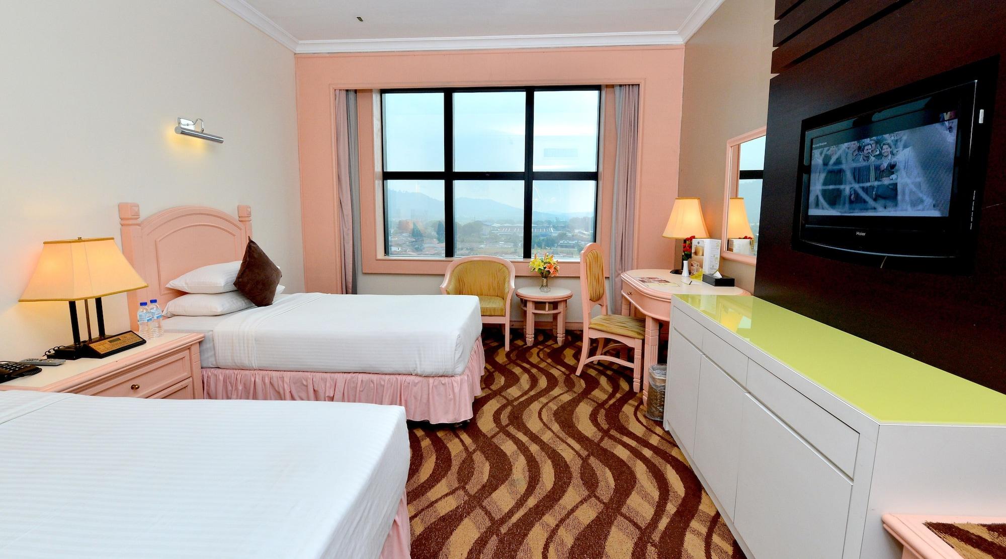 Emerald Puteri Hotel Sungai Petani Exterior photo